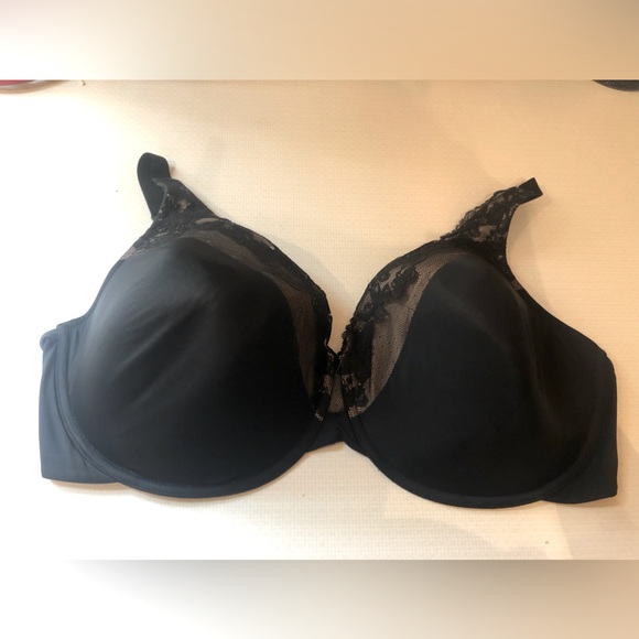 Olga black lace underwear 3 hook closure bra. Worn once. Excellent condition! - Picture 1 of 3